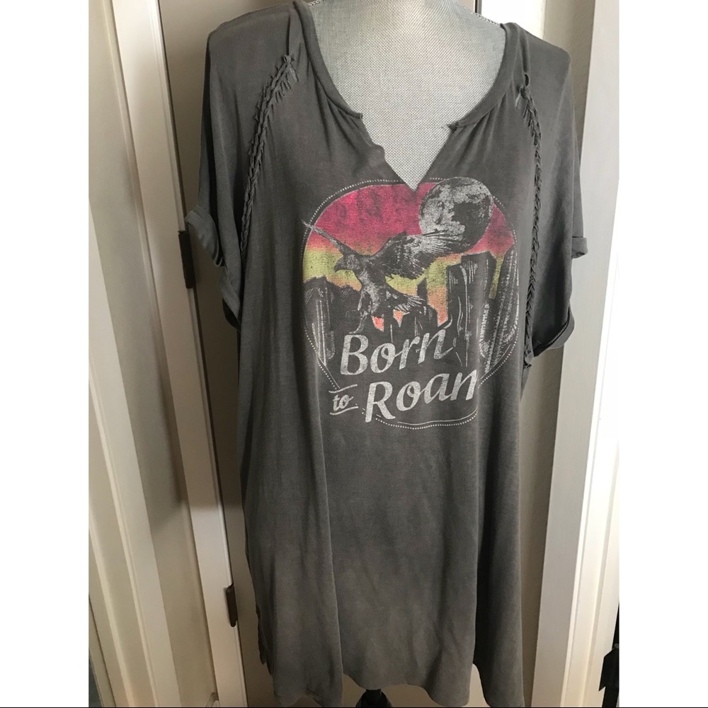 Born to Roam distressed graphic tee